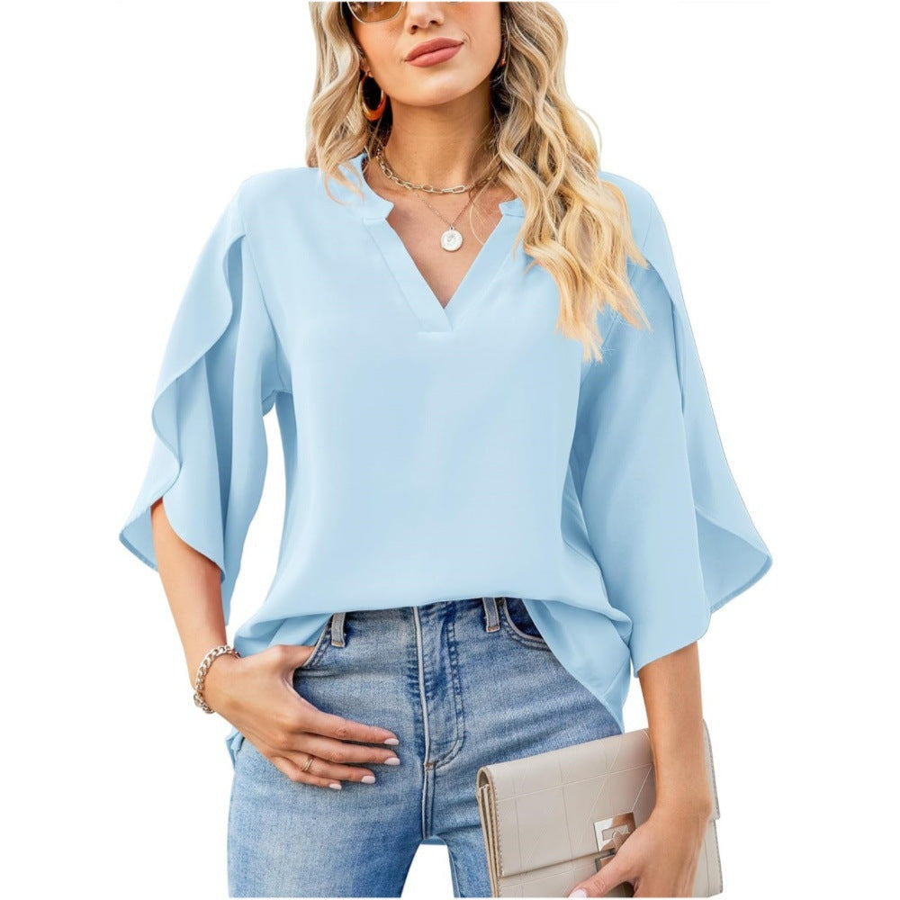 Nola - Elegant V-Neck Top