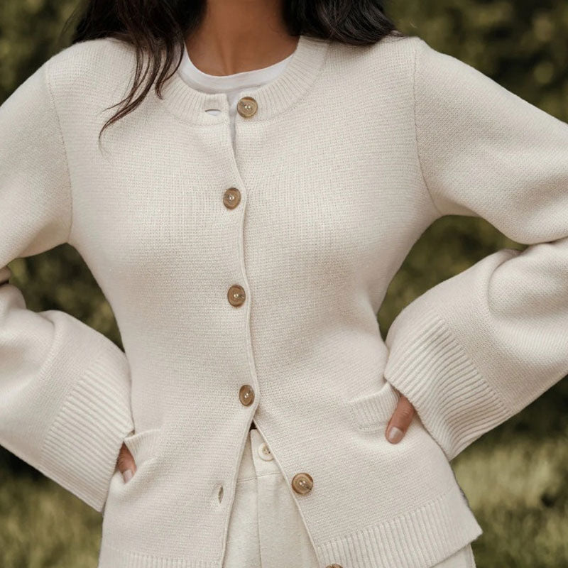 Malia - Classic Buttoned Cardigan