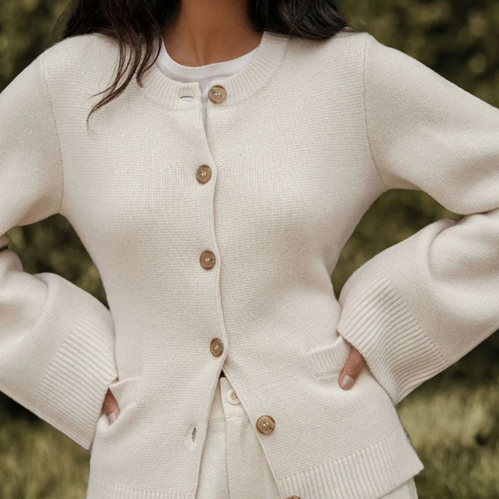 Malia - Classic Buttoned Cardigan
